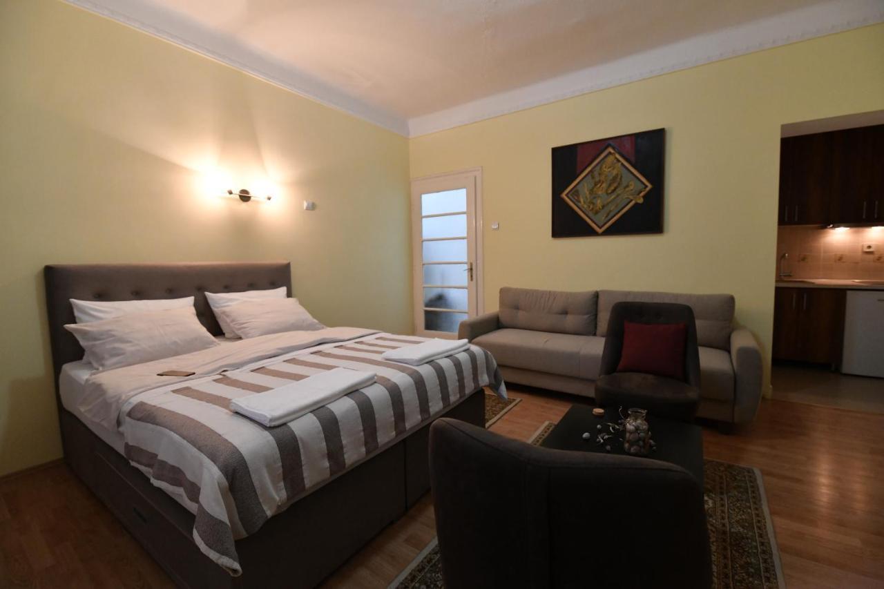 Apartment Nikola Belgrade Extérieur photo